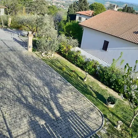 Le Rondini דירה קורינלדו